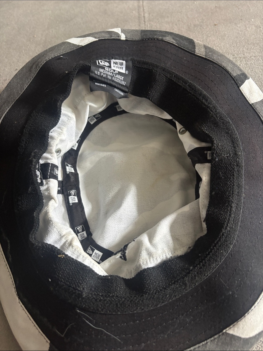 New Era Men's Camo Bucket Hat - Gray & White - Picture 3 of 4